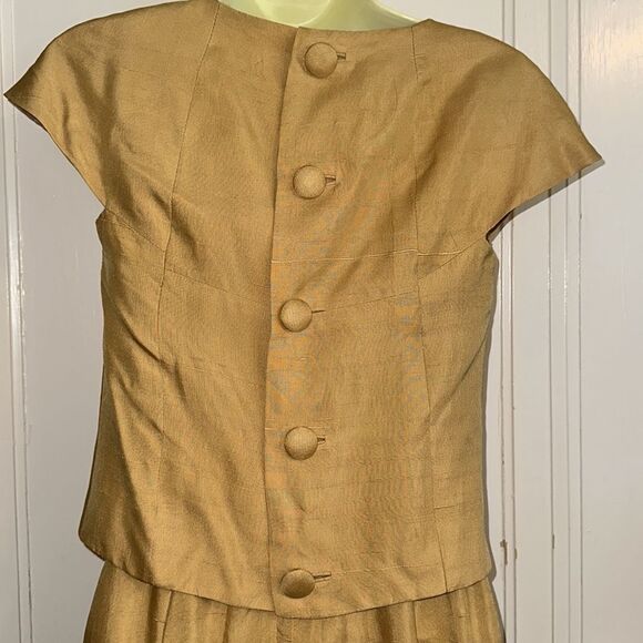 Vintage 50s/60s Saks Fifth Avenue gold dress outfit with bow on front - Picture 5 of 13